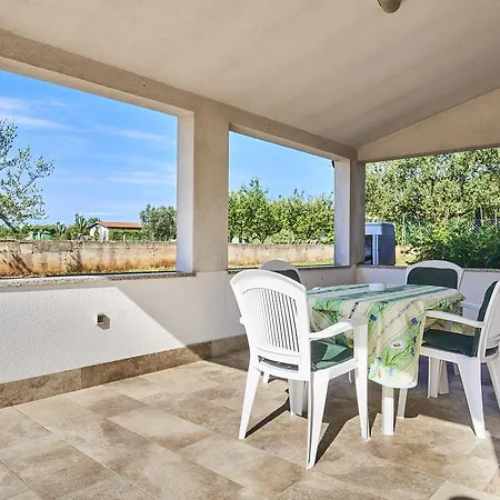 Apartament Lovely Roses Umag